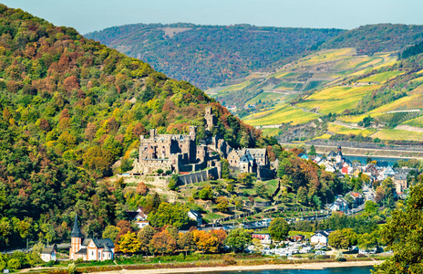 德国莱茵峡谷的赖肯斯坦城堡