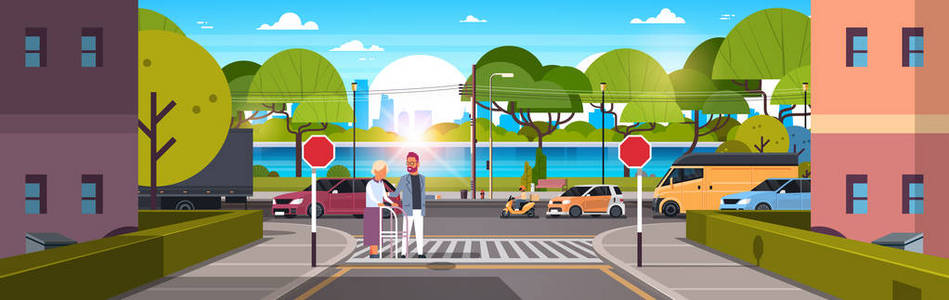 男子帮助老年妇女步行 stassk 横穿街道城市城市交通汽车在路上横行河绿树木制长椅城市景观背景水平平