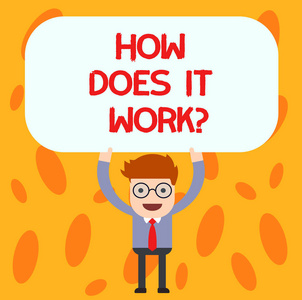 使用设备的概念照片说明: 要求在头部上方举行咨询的人持有矩形彩色板