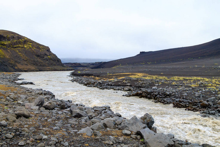 荒凉的景观阿斯卡卡尔德拉地区冰岛。 冰岛中部高地