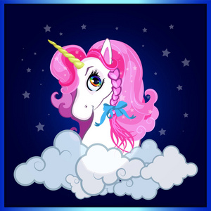 卡通白色小马独角兽头,粉红色的头发和编织蝴蝶结肖像在夜空与云背景.