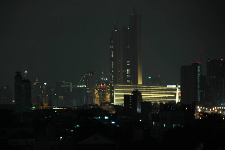 夜晚的城市灯光