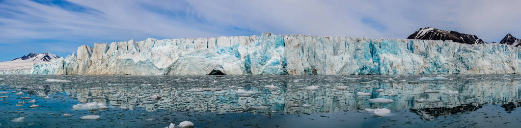 斯瓦尔巴的北极景观图片
