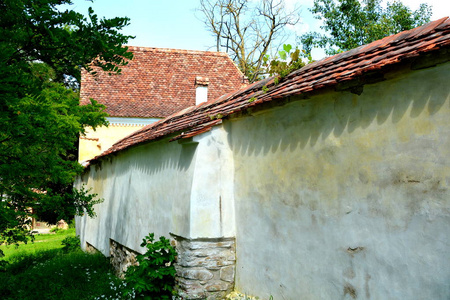 强化中世纪萨克森埃凡尼希教堂在村庄阿波尔德特兰西瓦尼亚。 该定居点是萨克森殖民者在12世纪中叶建立的