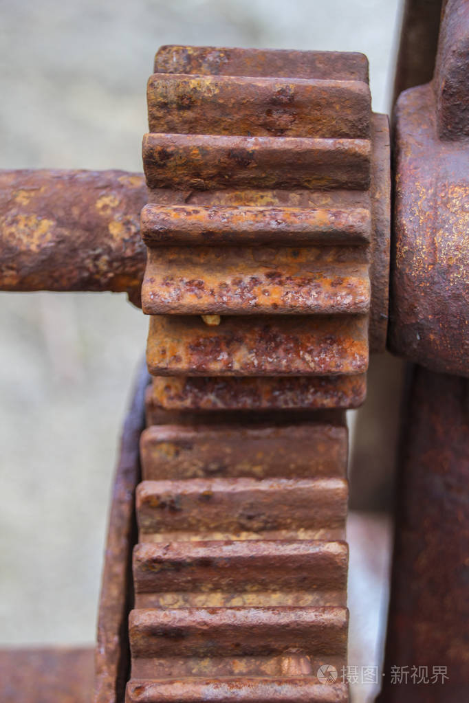车间里旧生锈的铁