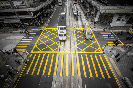 香港著名的弥敦道的街景图片