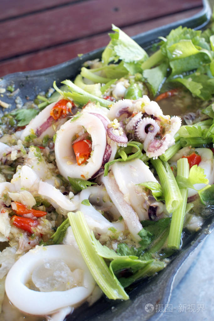 泰国鱿鱼蒸柠檬