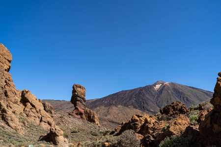 蒂德火山的拉斯卡纳达斯卡尔德拉的熔岩场和形成的岩石。 泰内利夫。 加那利群岛。 西班牙。