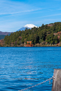 富士山和阿西湖，秋天有哈肯寺和观光船