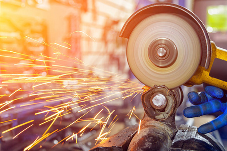 钳工虎钳图片-钳工虎钳素材-钳工虎钳插画-摄图新视界