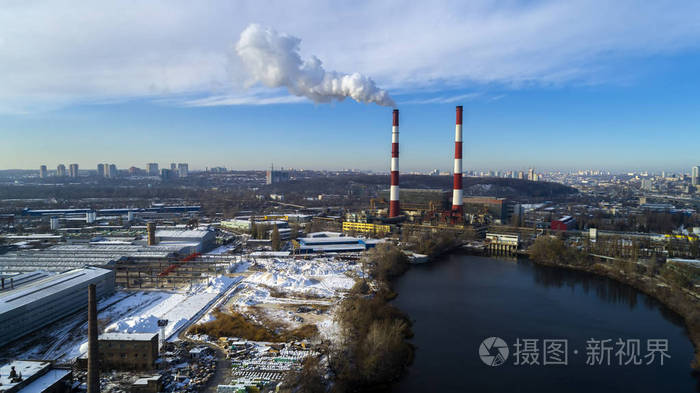 垃圾焚烧厂与吸烟烟囱.工厂环境污染问题