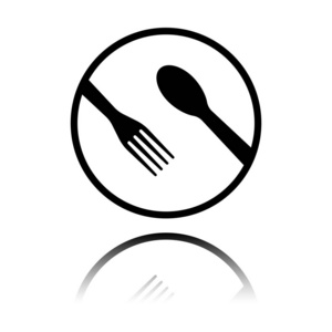 食物工具。 叉子和勺子。 带有镜像的黑色图标，白色背景
