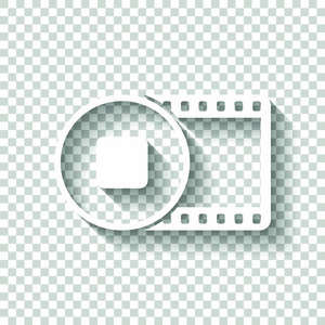 电影带与停止符号在圆圈。 简单的剪影。 带有透明背景阴影的白色图标