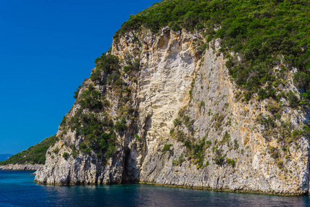 迷人的自然山景，绿化和隧道