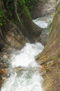 瑞士阿尔卑斯山杜杜兰三峡瀑布