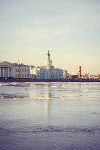 圣彼得堡市中心的日落