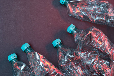 塑料瓶, 回收废物管理理念。污染灾害