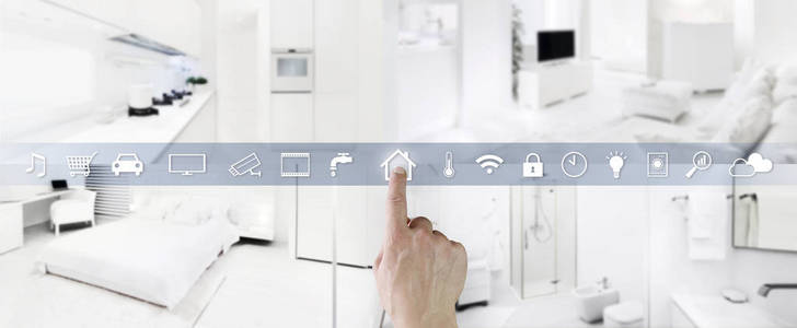 智能家居控制概念手触摸图标屏幕与内部客厅，厨房，卧室和浴室在模糊的背景网络横幅和复制空间模板。