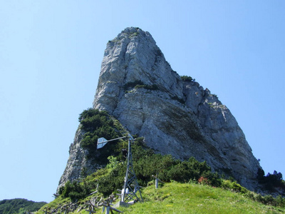 位于瑞士内罗登阿彭策尔州的斯陶贝伦坎泽尔州的山顶附近的山餐厅或贝尔加斯陶斯陶贝伦
