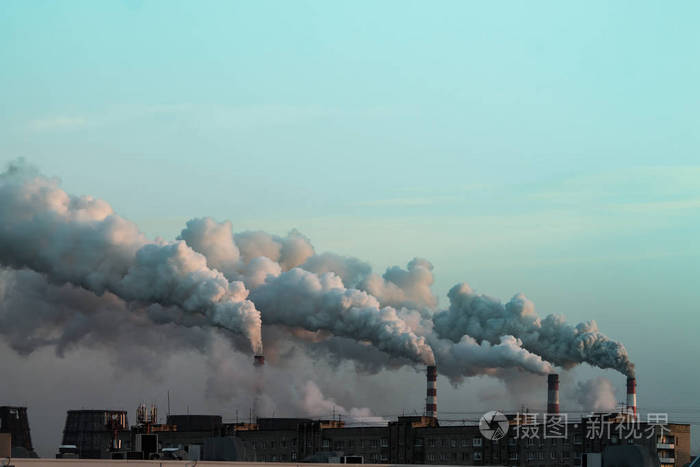 重烟工业烟囱造成空气污染问题