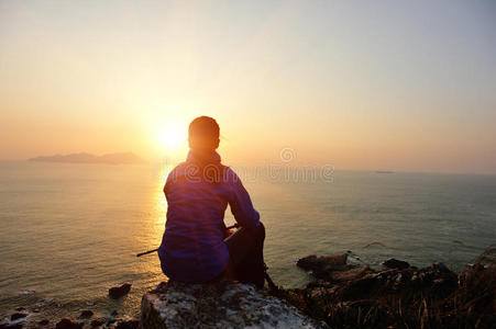 新西兰海边日出图片