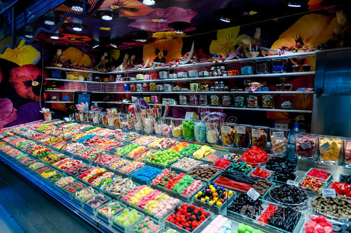 巴塞罗纳博克里亚市场的糖果店