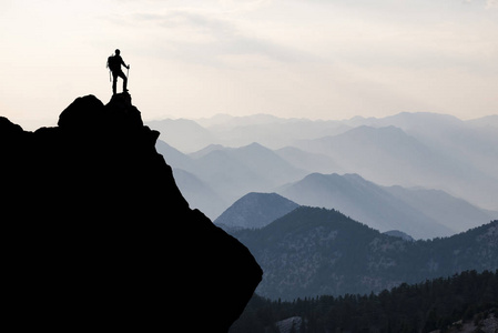 毅力辉煌的成功故事,奋斗,毅力和雄心照片