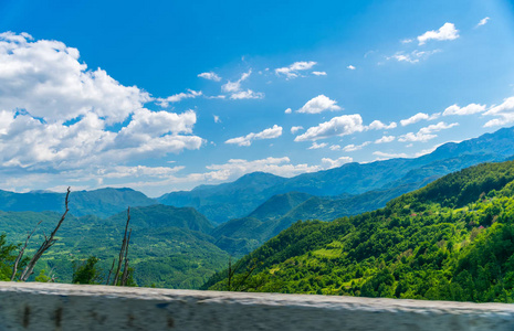 黑山核心的风景秀丽的山脉