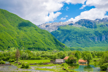 Prokletije山附近的阿里帕沙著名泉景