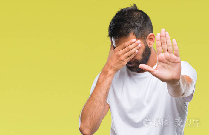 尴尬和消极的概念.