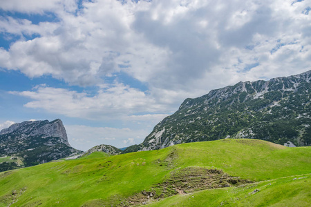 黑山北部国家公园德米特里的高山风景如画