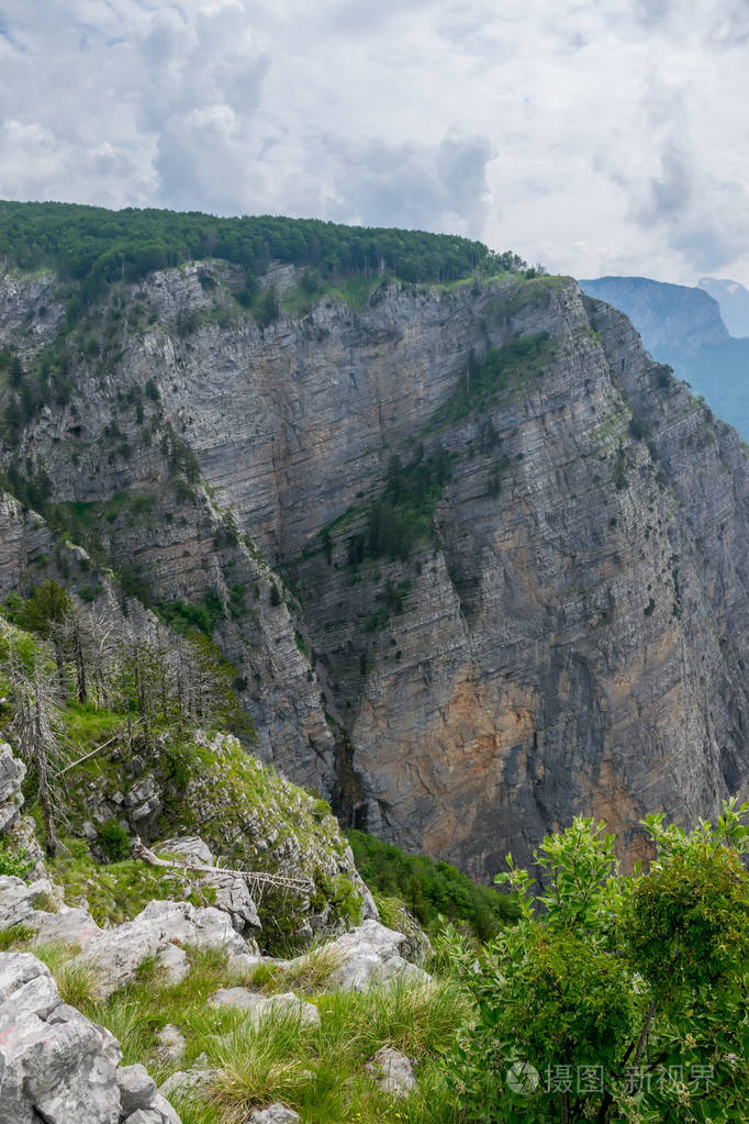 陡坡全景风景如画