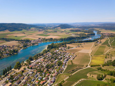 瑞士沙夫豪森附近的斯坦因和莱茵中世纪城市的鸟瞰图