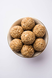 s a healthy food made using sesame, crushed peanuts and jaggery.