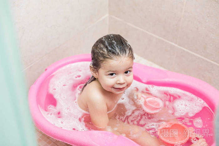 6720*4480px无水印下载免费10次/天下载小样发票合同问题/举报小女孩