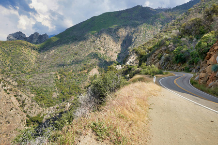 美国红杉国家公园山区路基