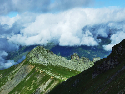 奥斯施维兹地区风景如画的牧场和山丘瑞士圣加伦州