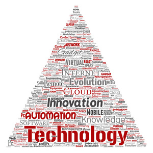 概念数字智能技术创新媒体三角箭字云孤立背景。 信息互联网未来发展研究进化或情报整理