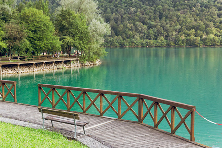 巴西斯波登尼意大利湖畔风景如画的地方