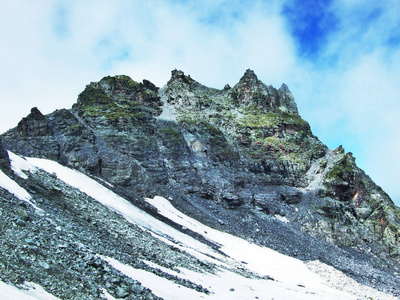 瑞士圣加伦州阿尔卑斯山脉的Pizol峰