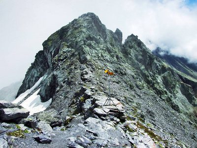 瑞士圣加伦州格勒罗斯阿尔卑斯山脉胡克沃特山顶全景