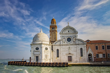 威尼斯美丽的白色教堂