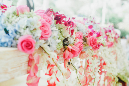 玫瑰色花束，新娘婚礼花束