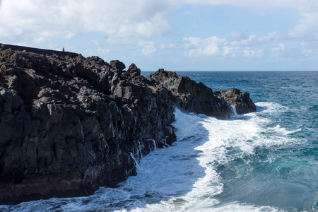 洛斯赫维德罗斯。 熔岩去海洋的地方。 兰萨罗特。 加那利群岛