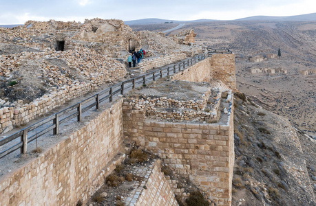 贾亚约旦2018年12月06日中世纪要塞阿什舒巴克的矗立在约旦贾亚市附近的一座小山上