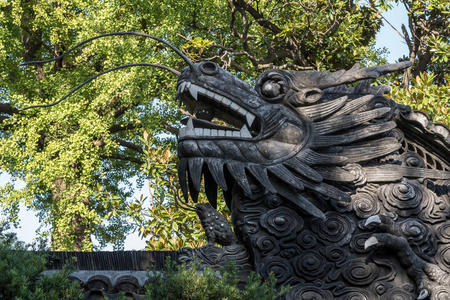上海豫园或豫园中的龙的细节