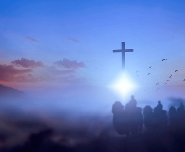 耶稣基督诞生概念:基督耶稣十字架赞美和崇拜的概念:基督教祈祷的侧影