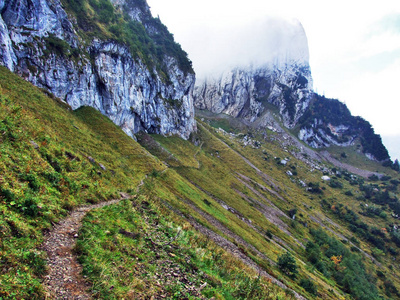 Alpstein山区块石和岩石瑞士阿彭策尔内罗登州