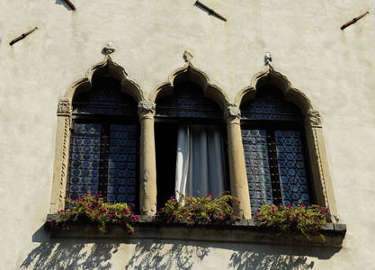 中世纪城堡的普拉塔蒙图片