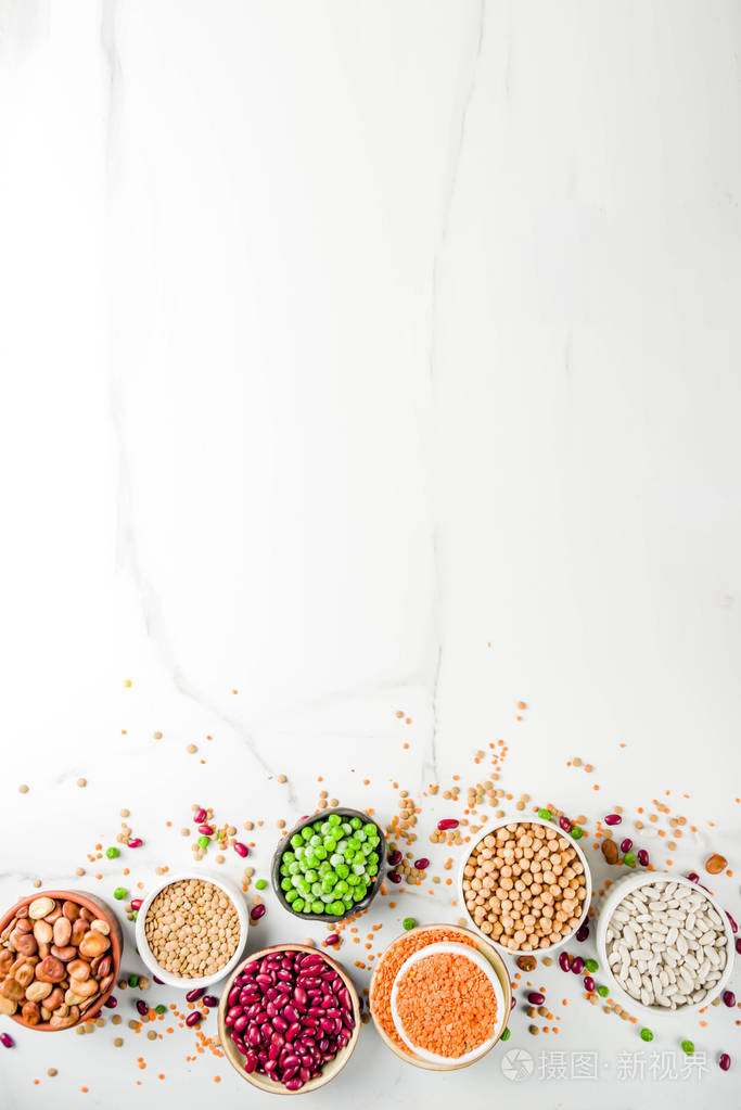 健康的饮食观念. 植物蛋白. 白色大理石背景复制顶部视图